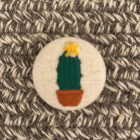 Parts and Labour embroidered succulent magnets - Picture 4 of 8